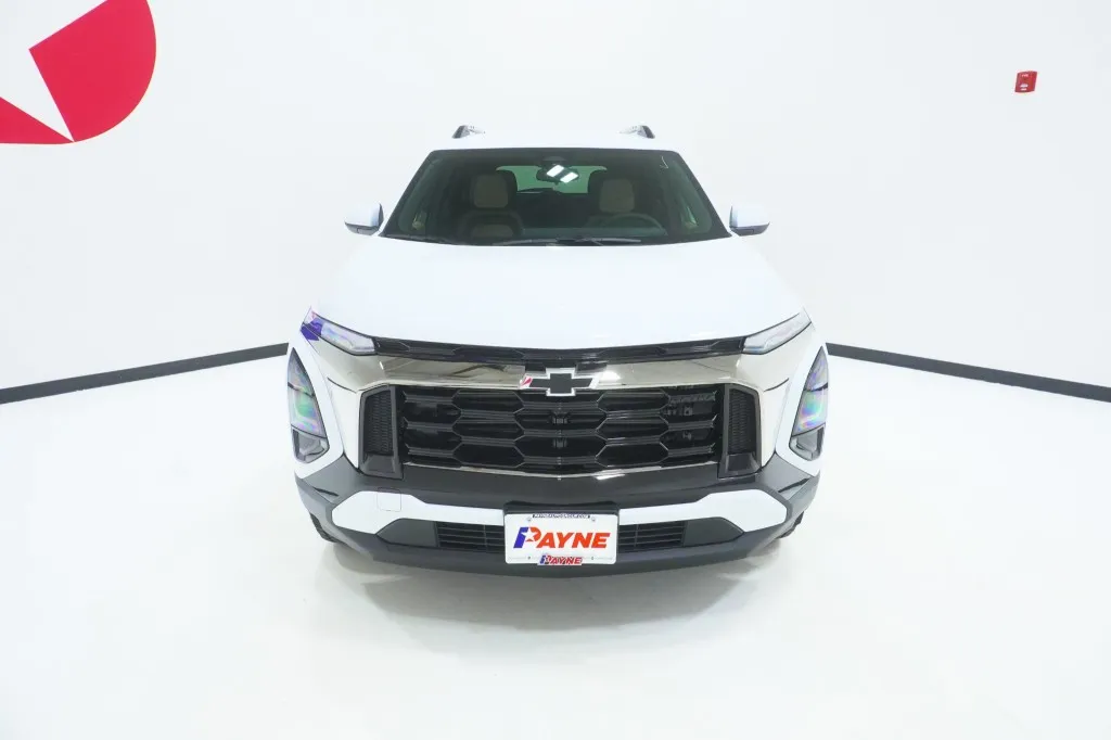 2027 Chevrolet Equinox FWD ACTIV