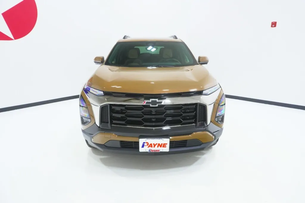 2027 Chevrolet Equinox FWD ACTIV