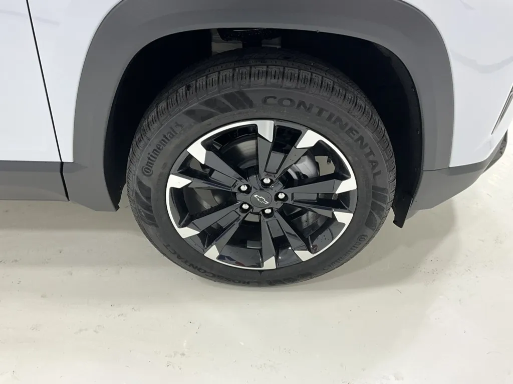 2027 Chevrolet Equinox FWD RS