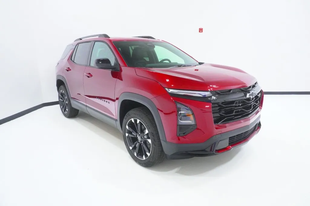 2027 Chevrolet Equinox FWD RS