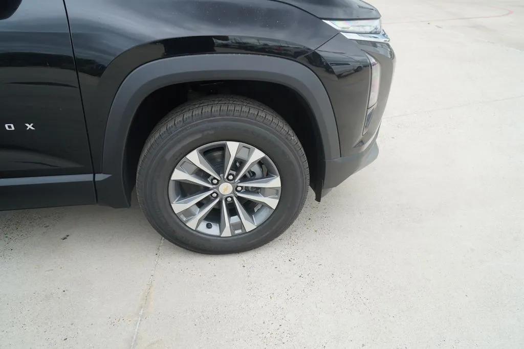 2026 Chevrolet Equinox FWD LT