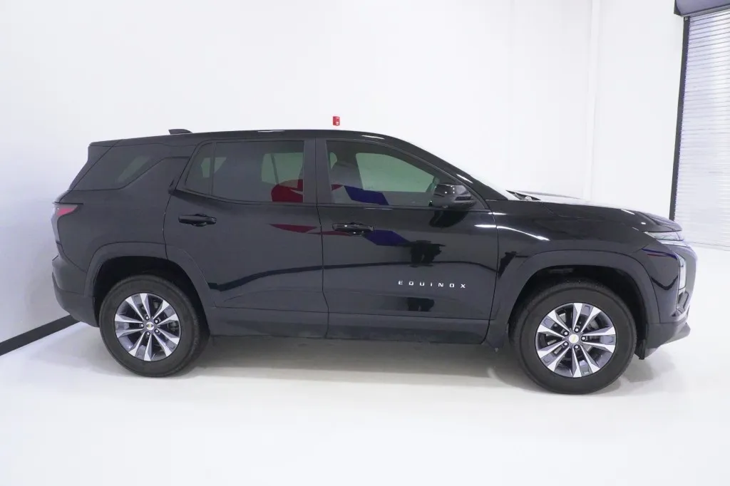2025 Chevrolet Equinox FWD LT