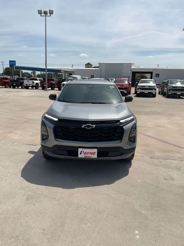 2026 Chevrolet Equinox FWD LT