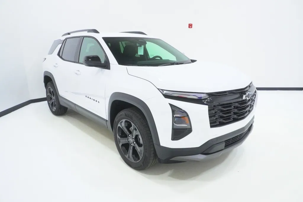 2026 Chevrolet Equinox FWD LT