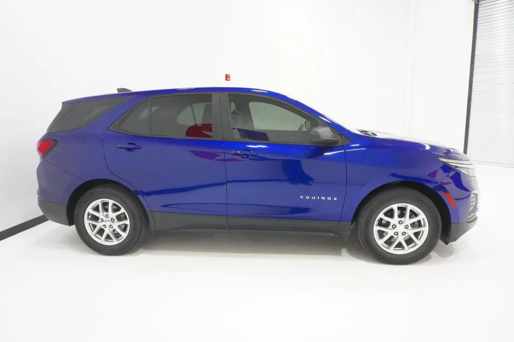 2022 Chevrolet Equinox LS