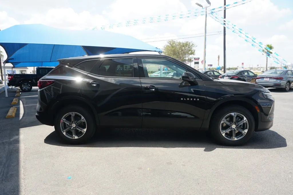2025 Chevrolet Blazer LT