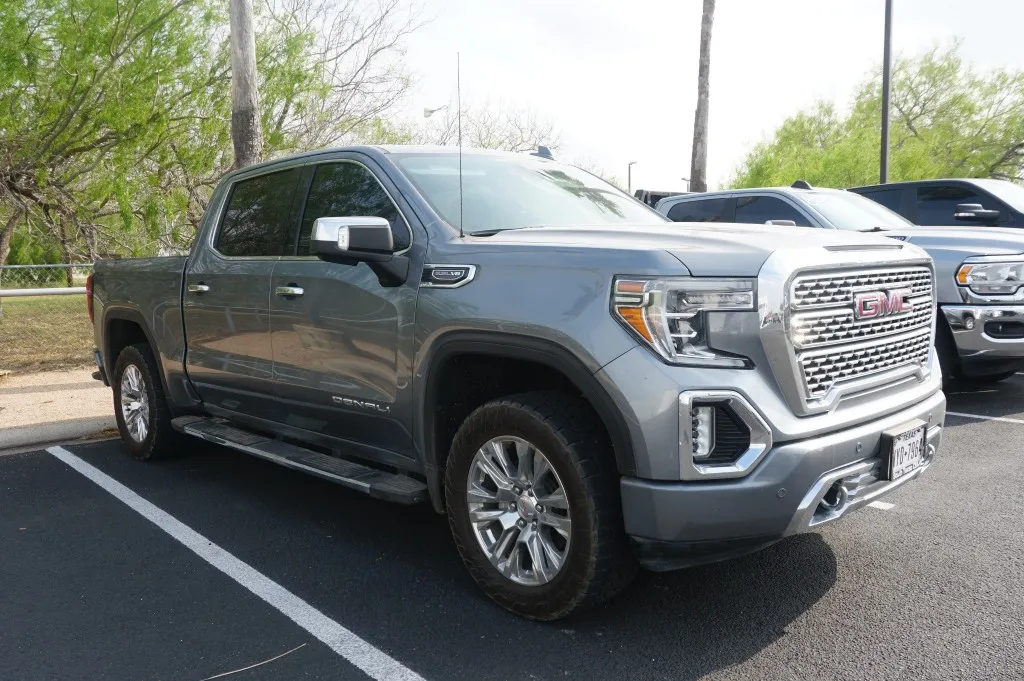 2020 GMC Sierra 1500 SLT