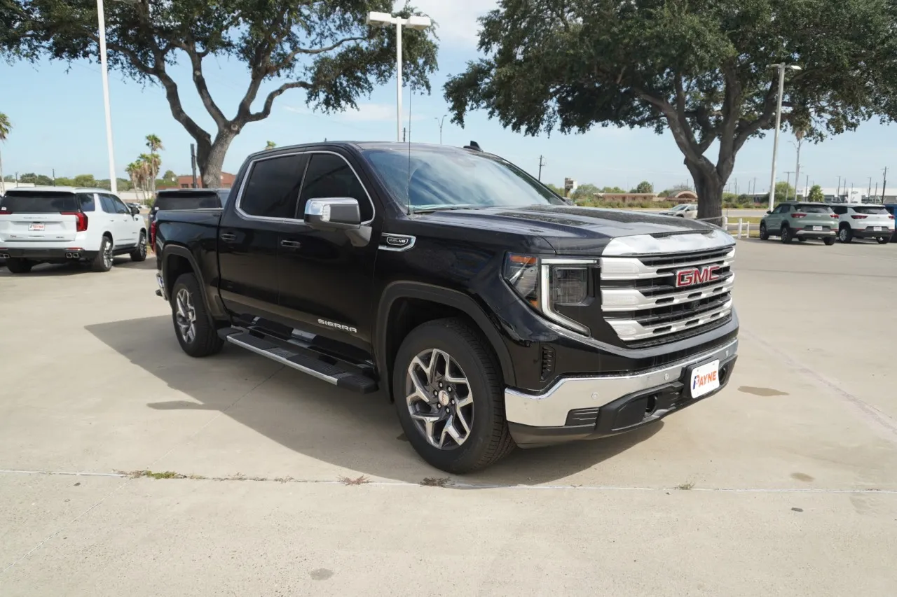 2026 GMC Sierra 1500 SLE