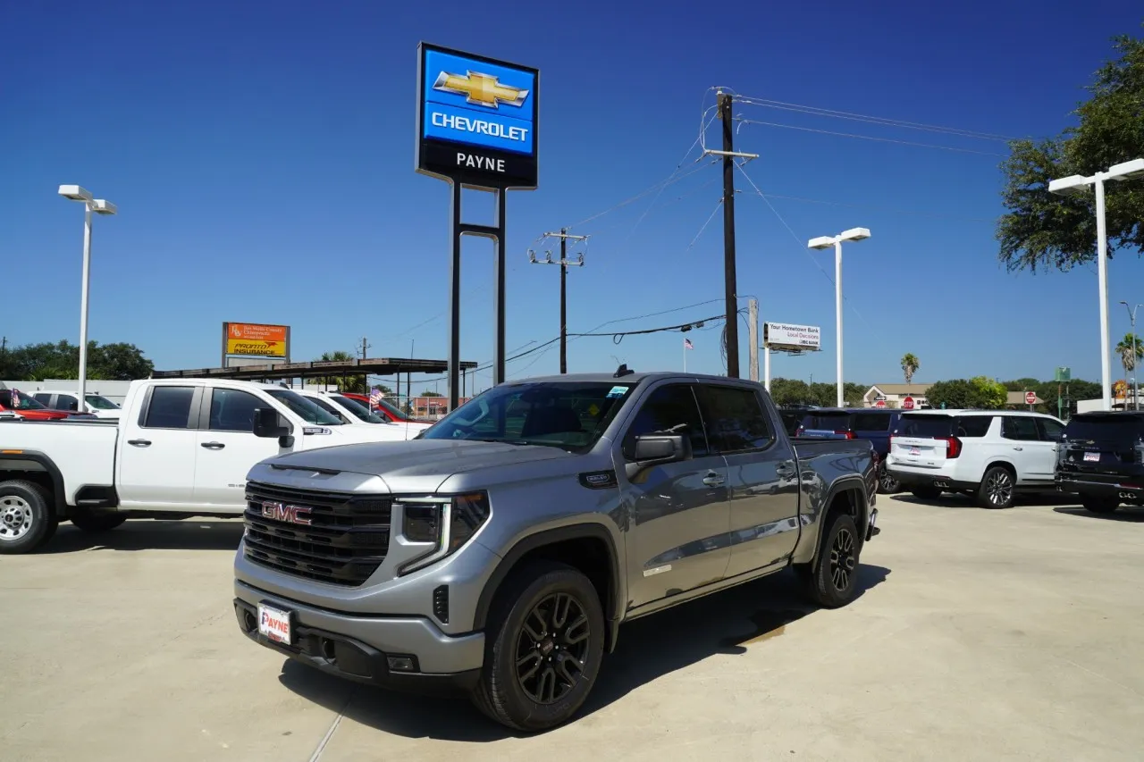 2026 GMC Sierra 1500 Elevation