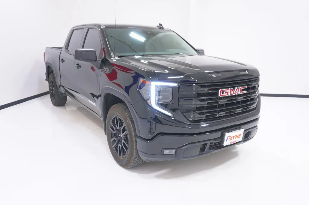 2025 GMC Sierra 1500 Elevation