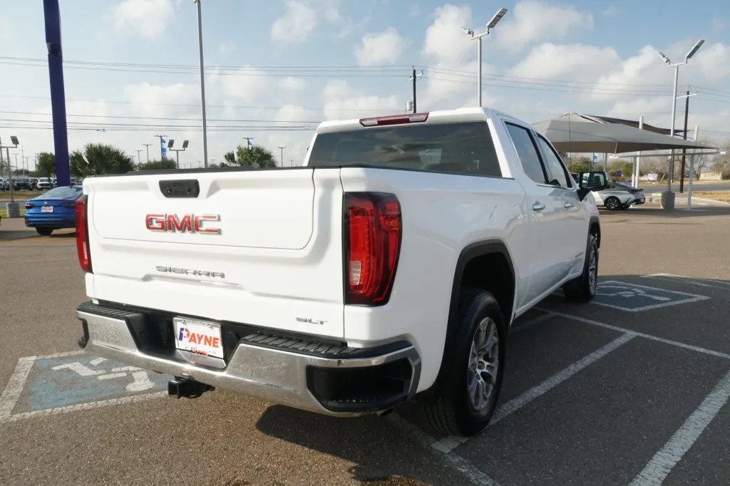 2024 GMC Sierra 1500 SLT