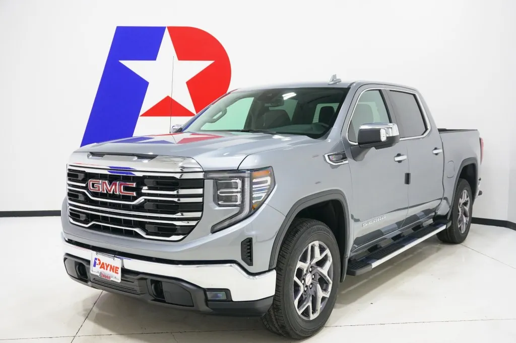 2026 GMC Sierra 1500 SLT's photo
