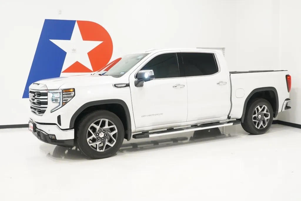 2024 GMC Sierra 1500 SLT