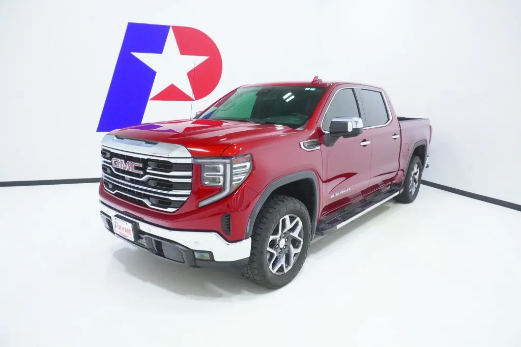 2024 GMC Sierra 1500 SLT