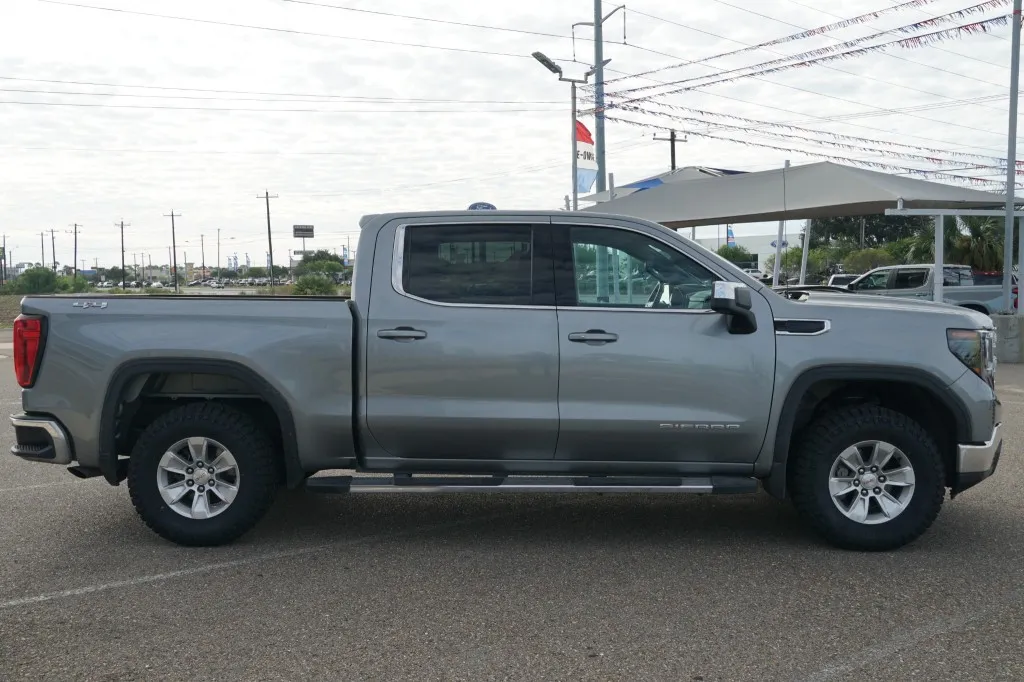 2023 GMC Sierra 1500 SLE