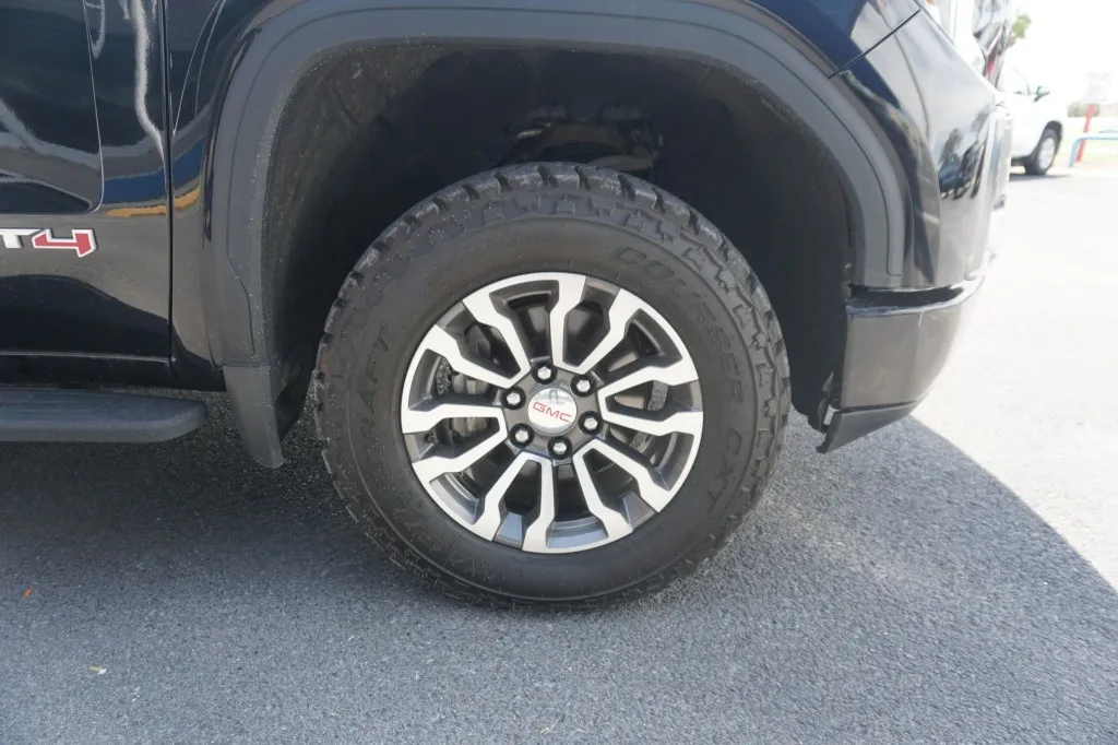 2021 GMC SIERRA AT4