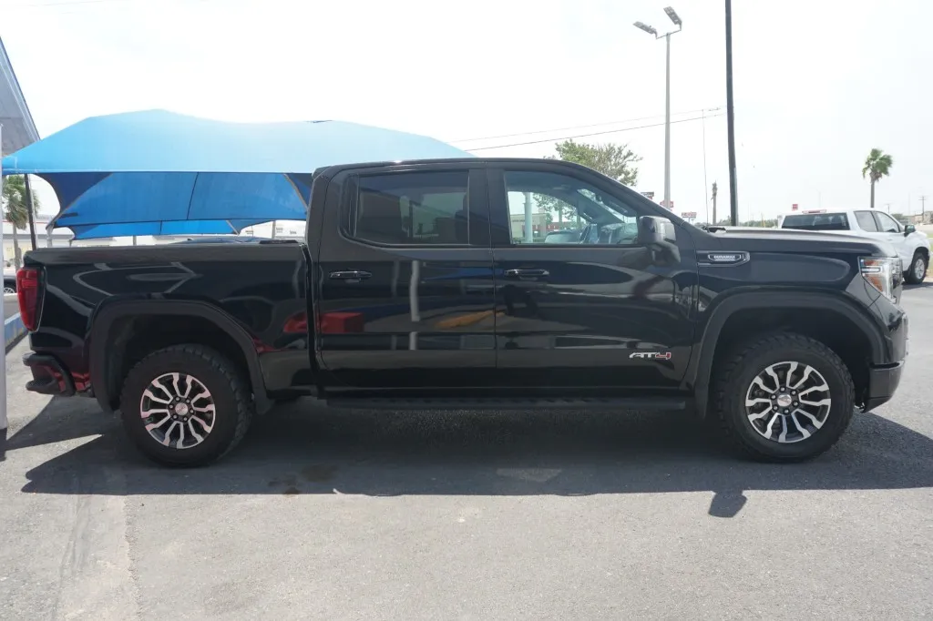 2021 GMC SIERRA AT4