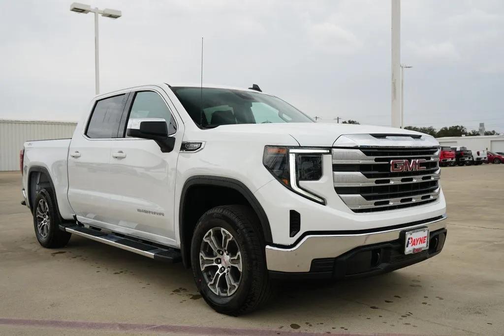 2026 GMC Sierra 1500 SLE