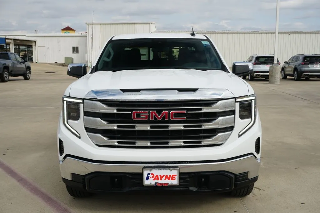 2026 GMC Sierra 1500 SLE