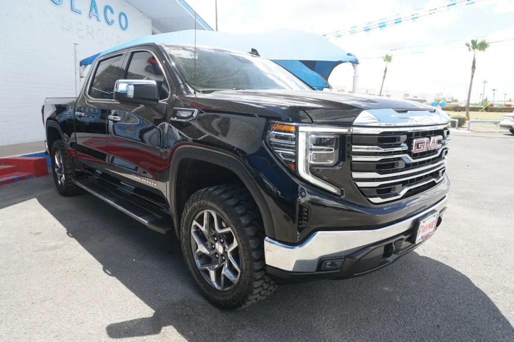 2024 GMC Sierra 1500 SLT