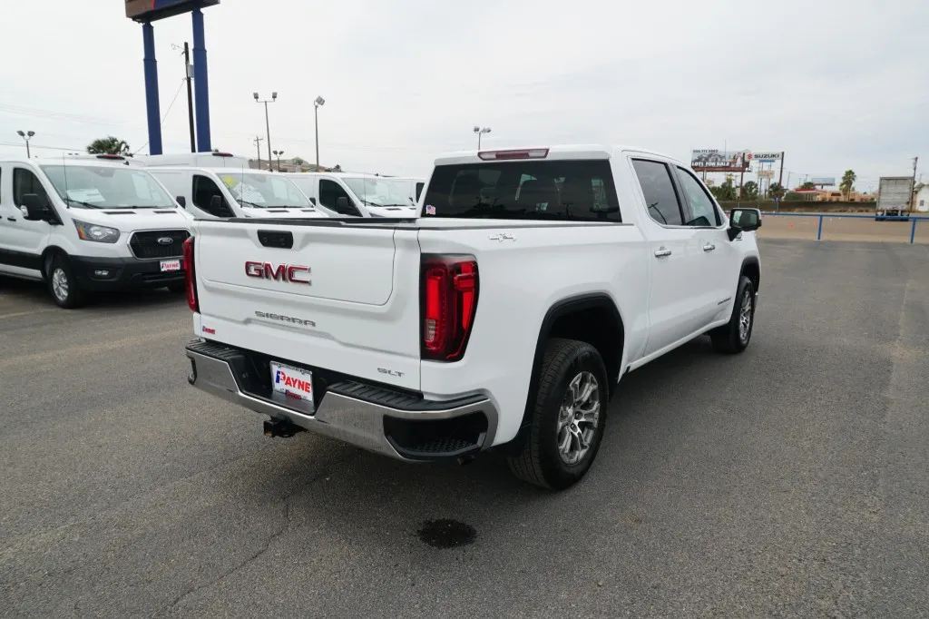 2024 GMC Sierra 1500 SLT