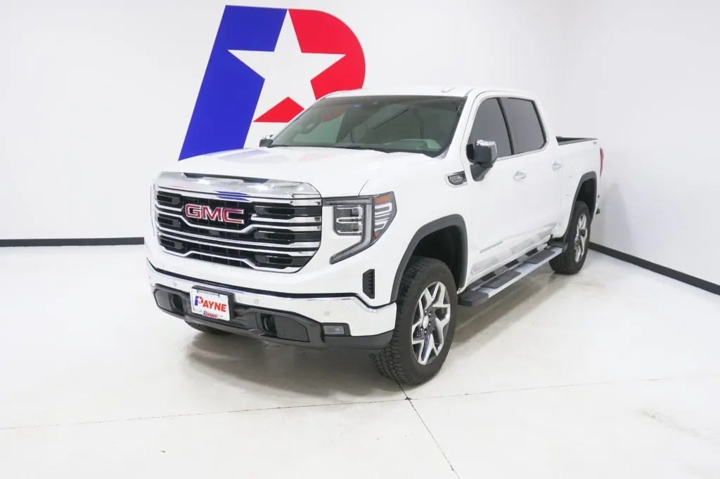 2024 GMC Sierra 1500 SLT