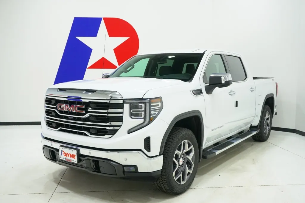 2026 GMC Sierra 1500 SLT