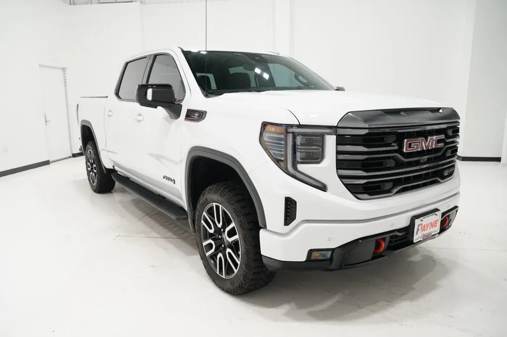2024 GMC Sierra 1500 AT4