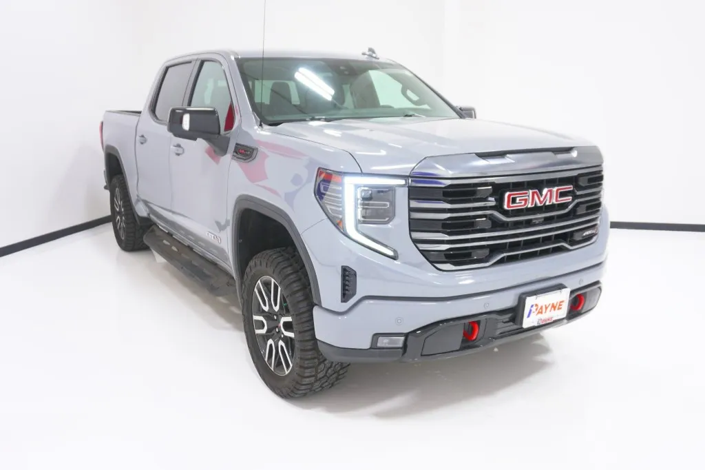 2024 GMC Sierra 1500 AT4