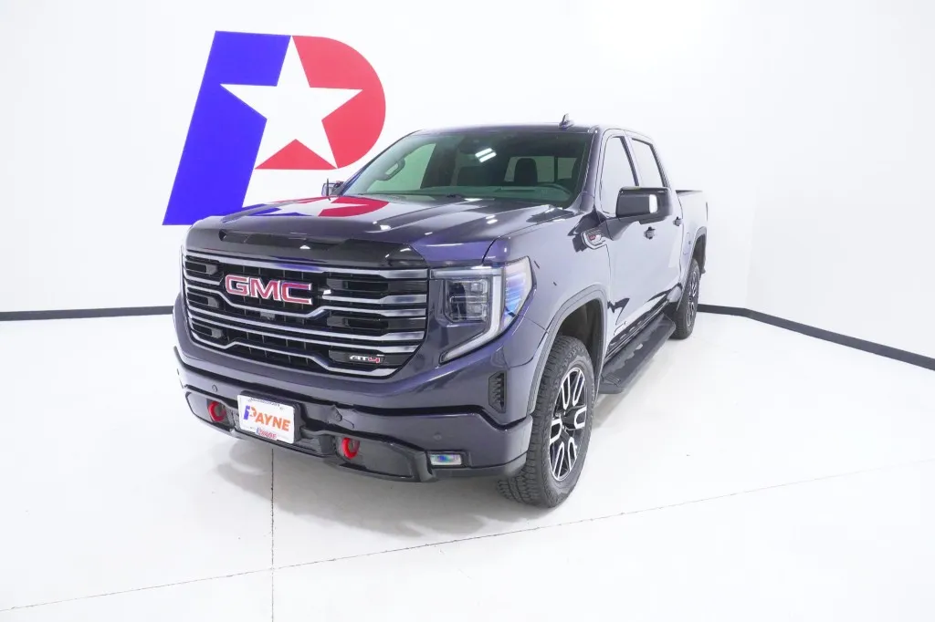2025 GMC Sierra 1500 AT4