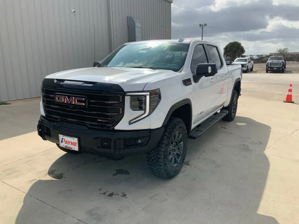 2025 GMC Sierra 1500 AT4X