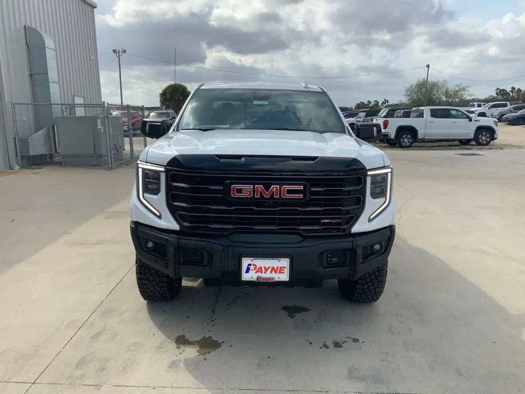 2025 GMC Sierra 1500 AT4X