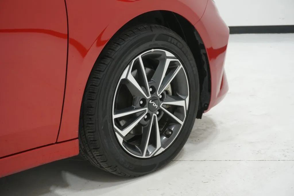 2024 KIA Forte LXS 2024 KIA Forte LXS