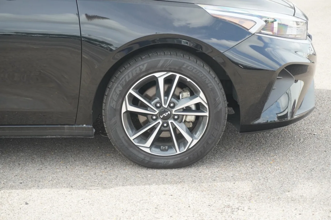 2024 KIA Forte LXS