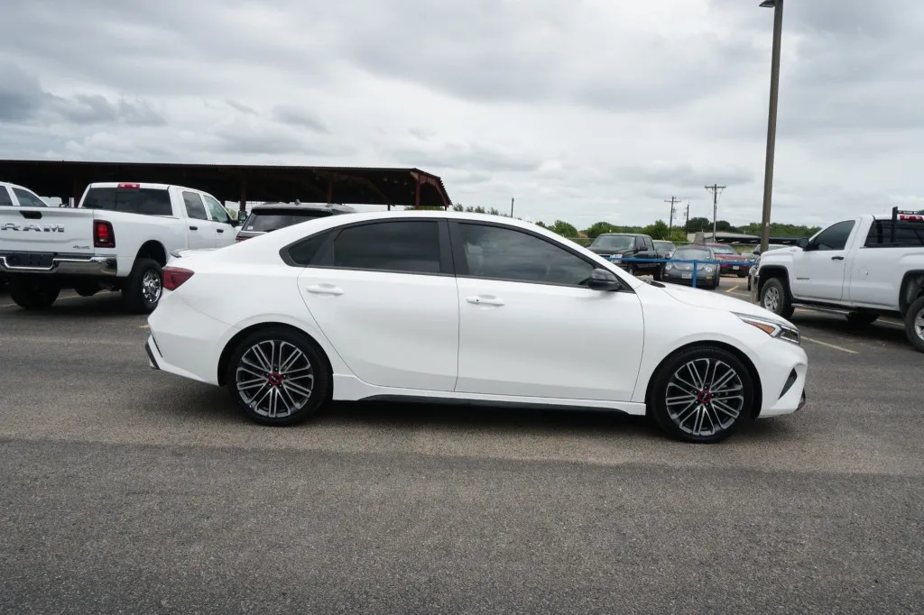 2024 KIA Forte GT