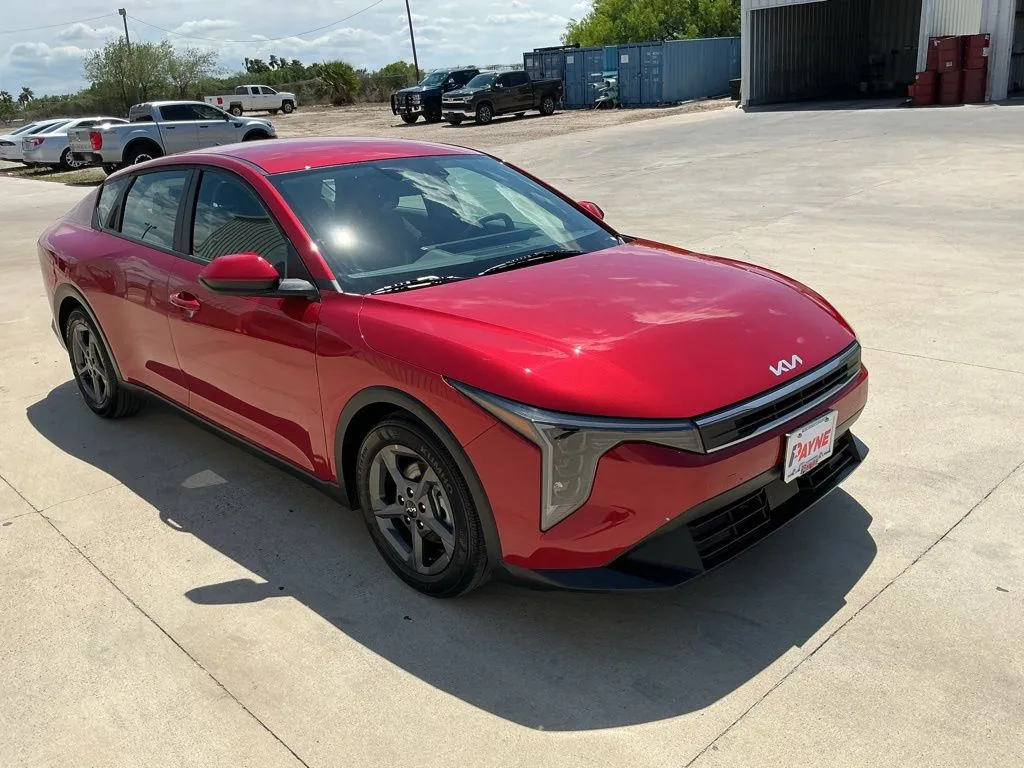 2025 KIA K4 LXS