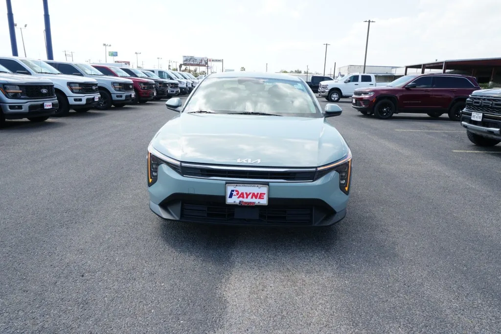 2025 KIA K4 LXS