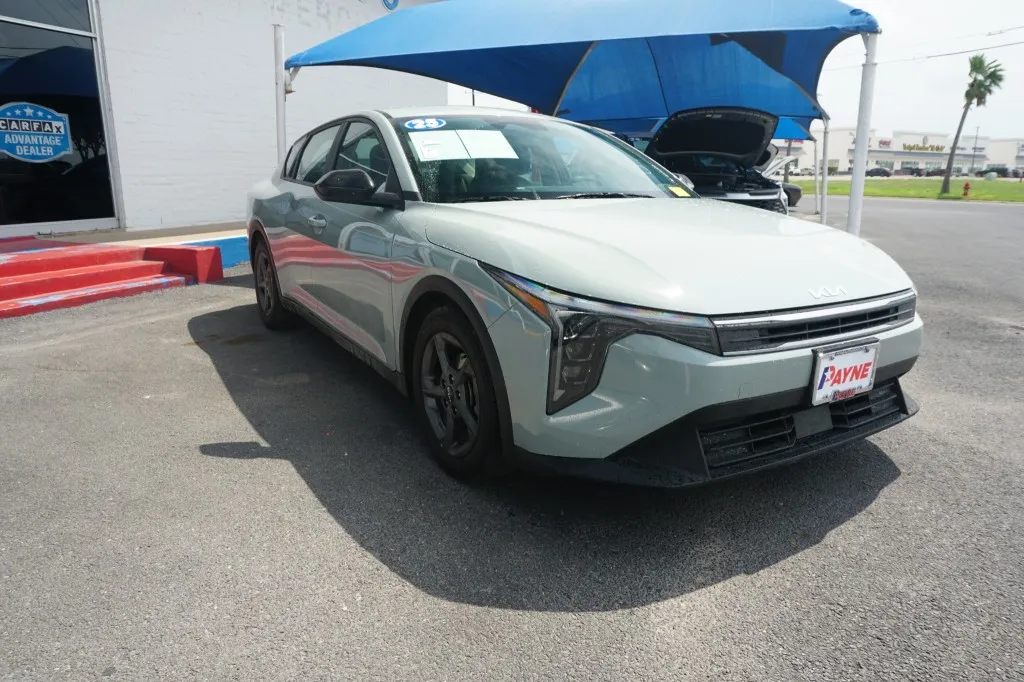 2025 KIA K4 LXS