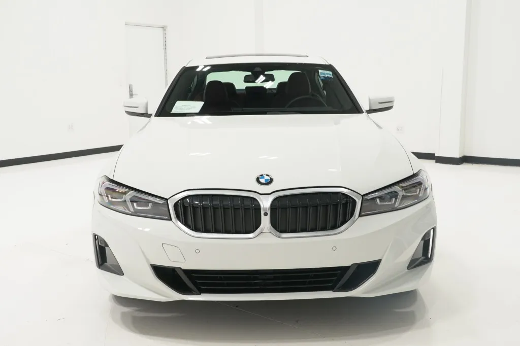 2024 BMW 3 Series 330i