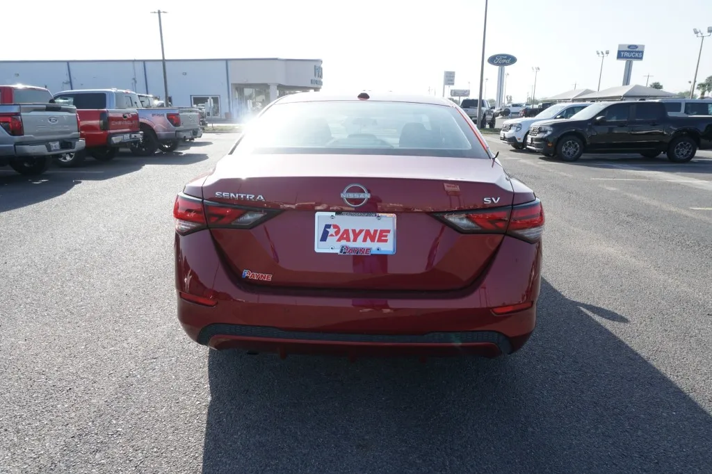 2024 Nissan Sentra SV