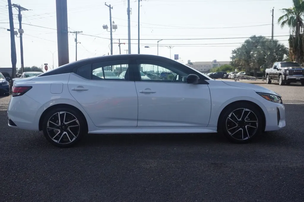 2025 Nissan Sentra SR