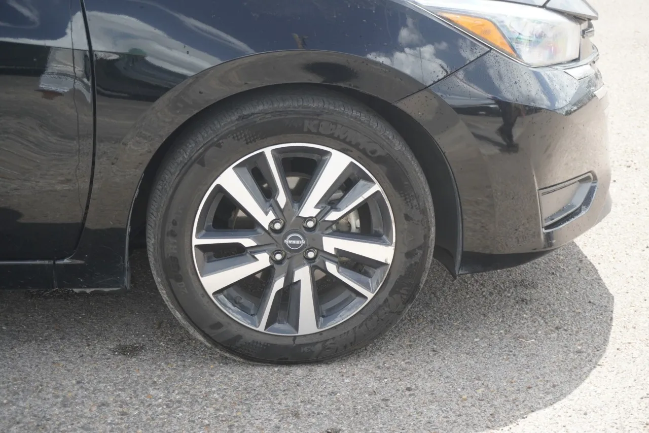 2025 Nissan Versa Sedan SV - Photo 5
