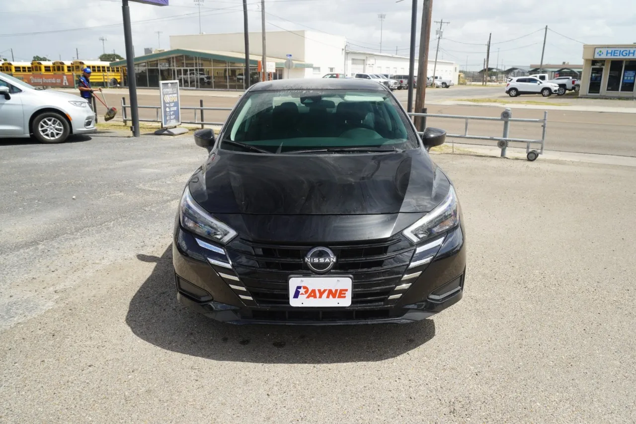 2025 Nissan Versa Sedan SV - Photo 2