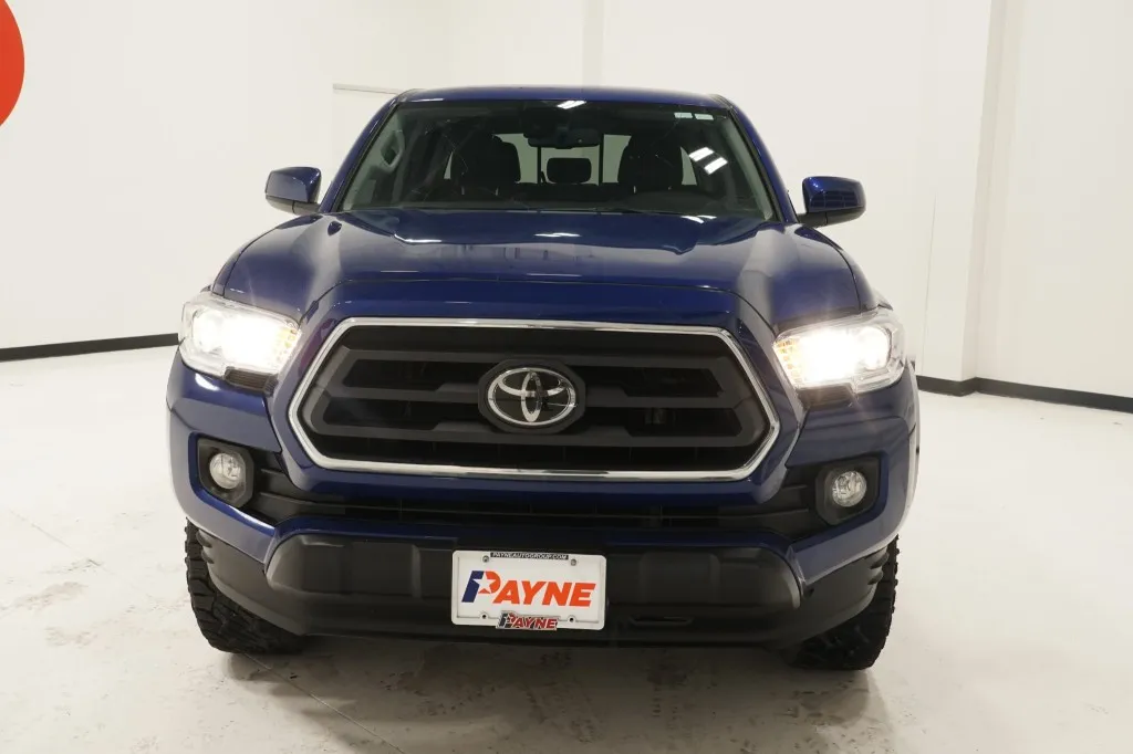 2022 Toyota Tacoma 2WD SR5