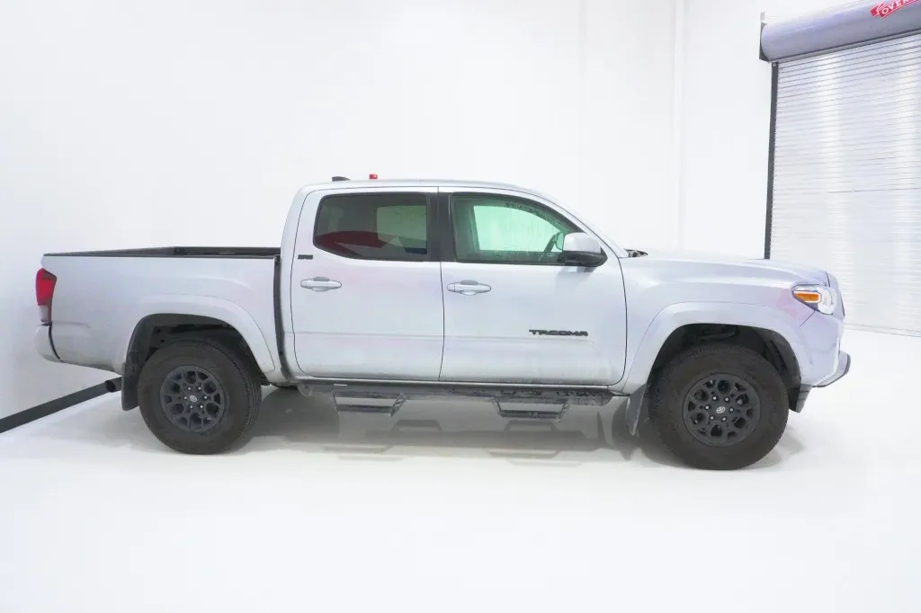 2022 Toyota Tacoma 2WD SR5