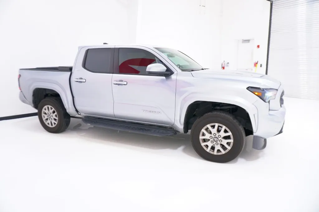 2026 Toyota Tacoma 2WD SR5