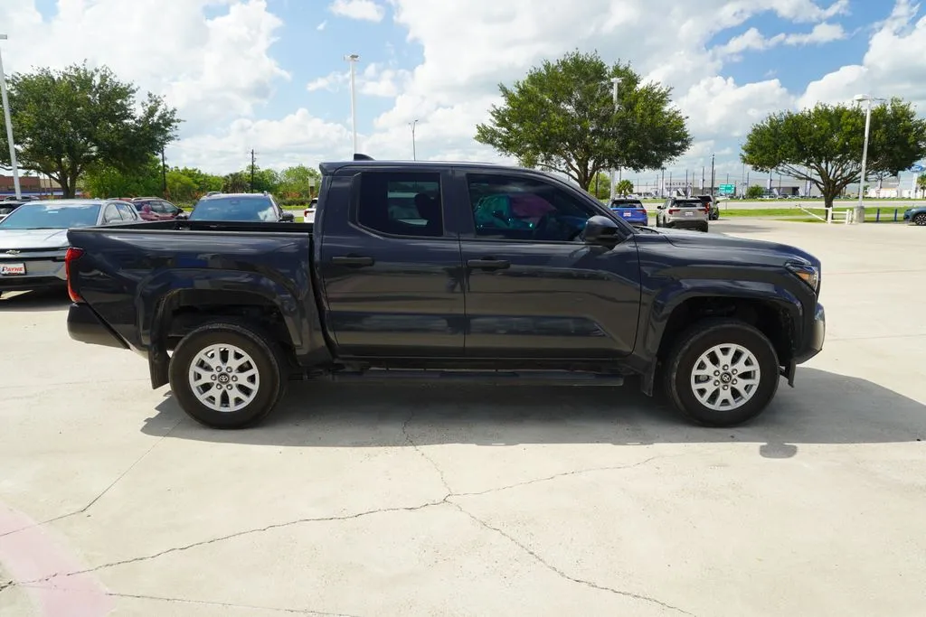 2024 Toyota Tacoma SR