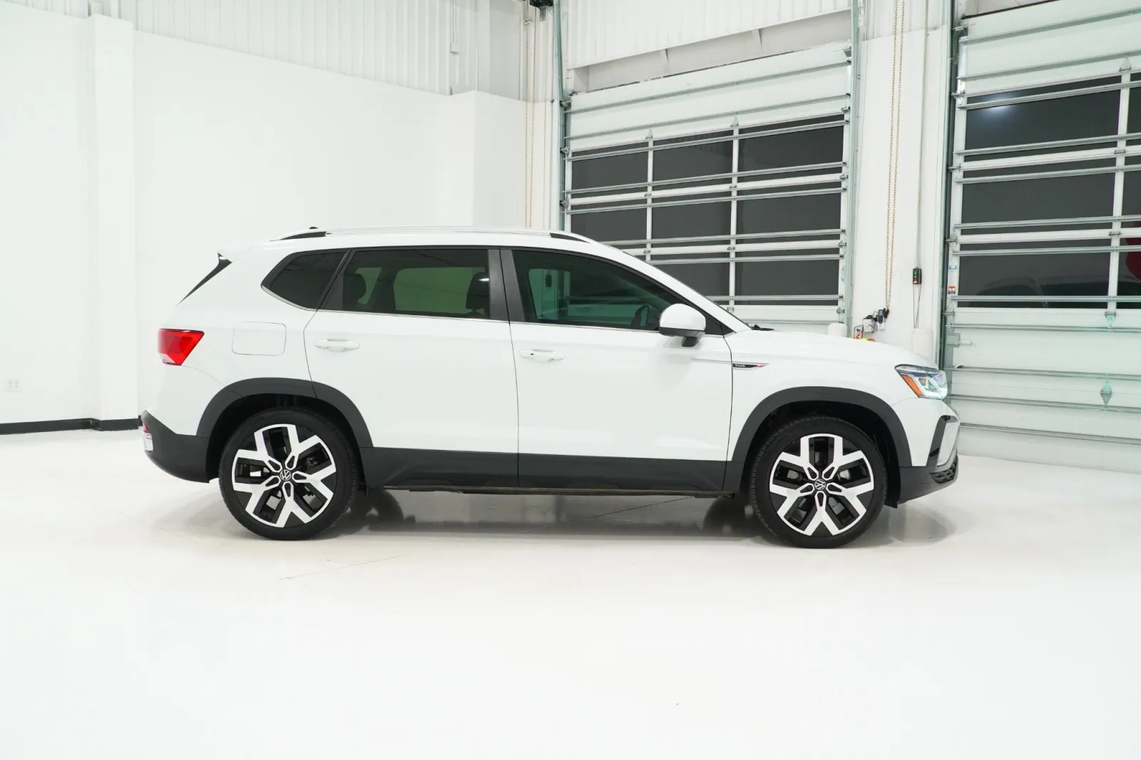 2023 Volkswagen Taos SEL