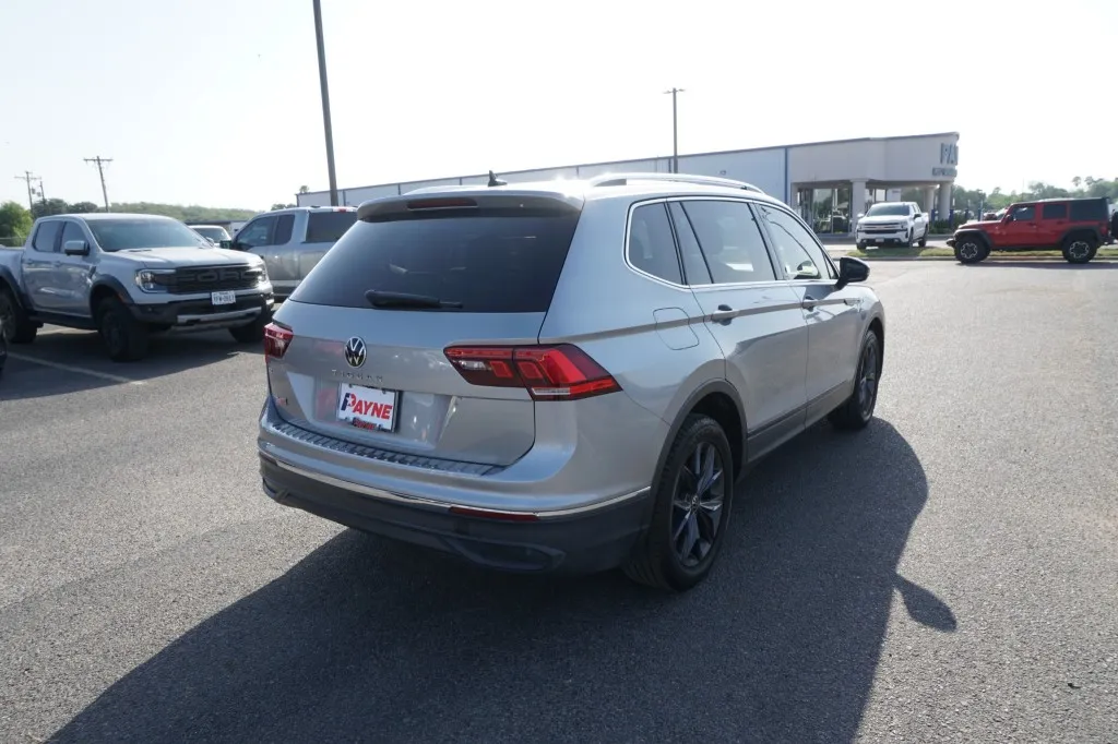2023 Volkswagen Tiguan SE