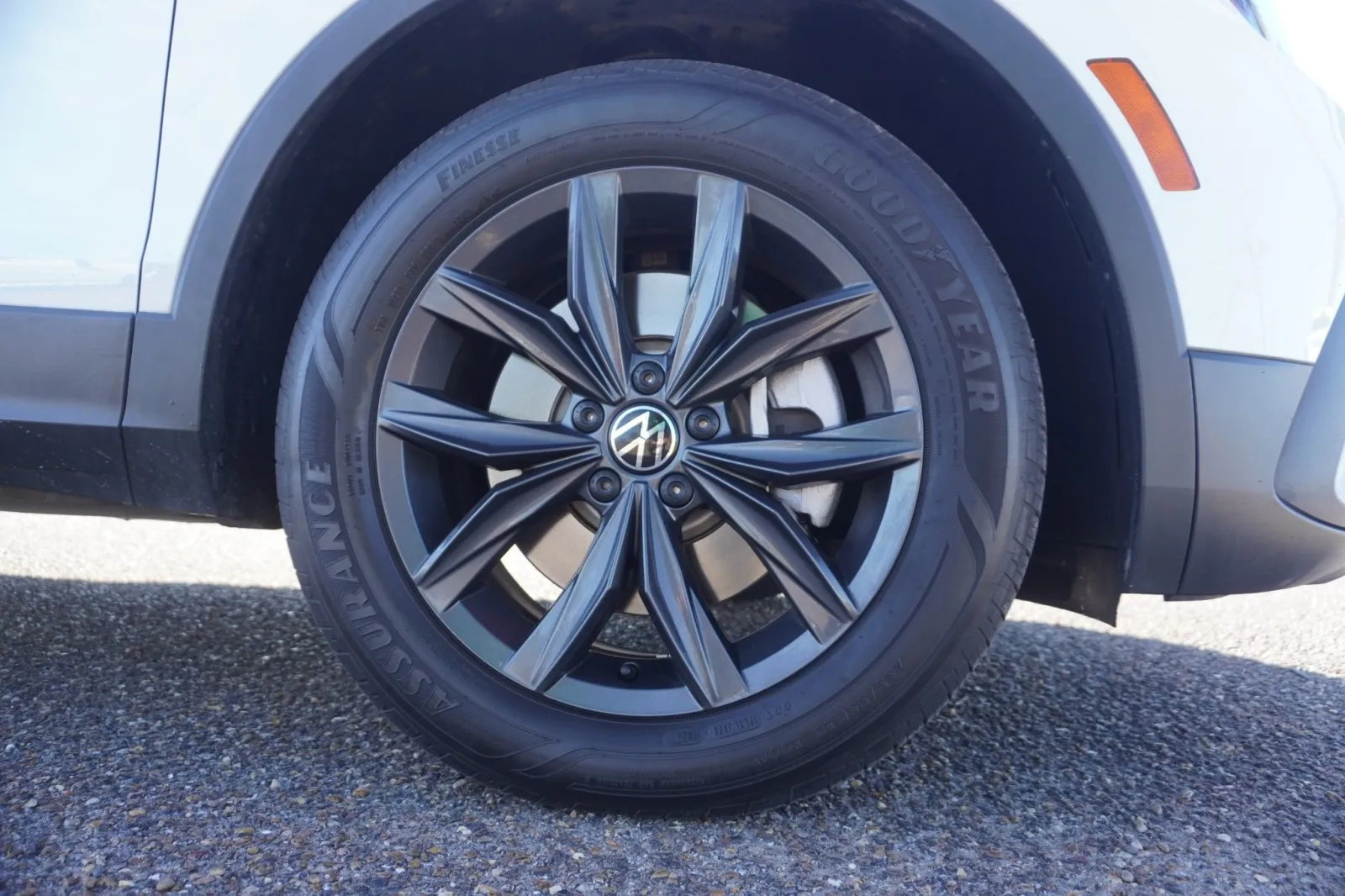 2024 Volkswagen Tiguan SE 2024 Volkswagen Tiguan SE